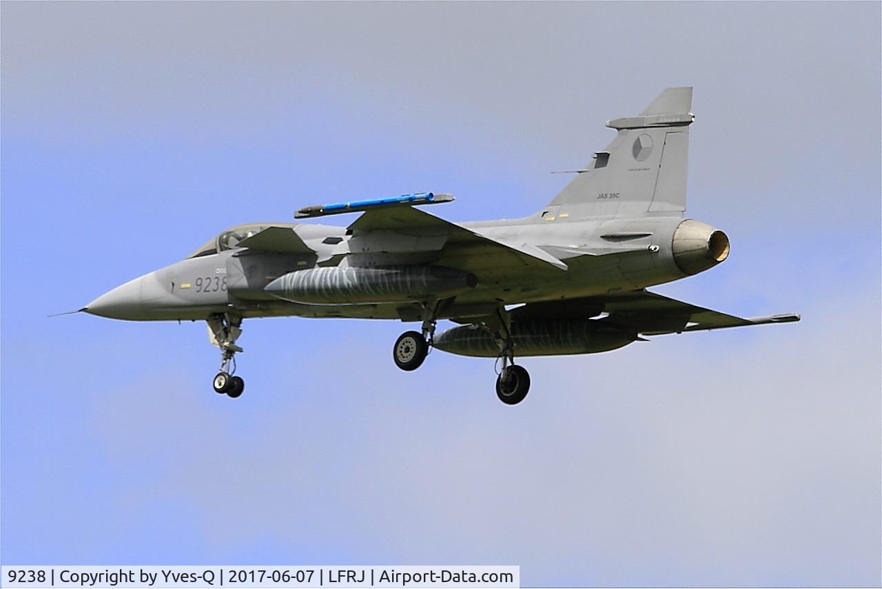 9238, Saab JAS-39C Gripen C/N 39238, Saab JAS-39C Gripen, On final rwy 26, Landivisiau Naval Air Base (LFRJ) Tiger Meet 2017