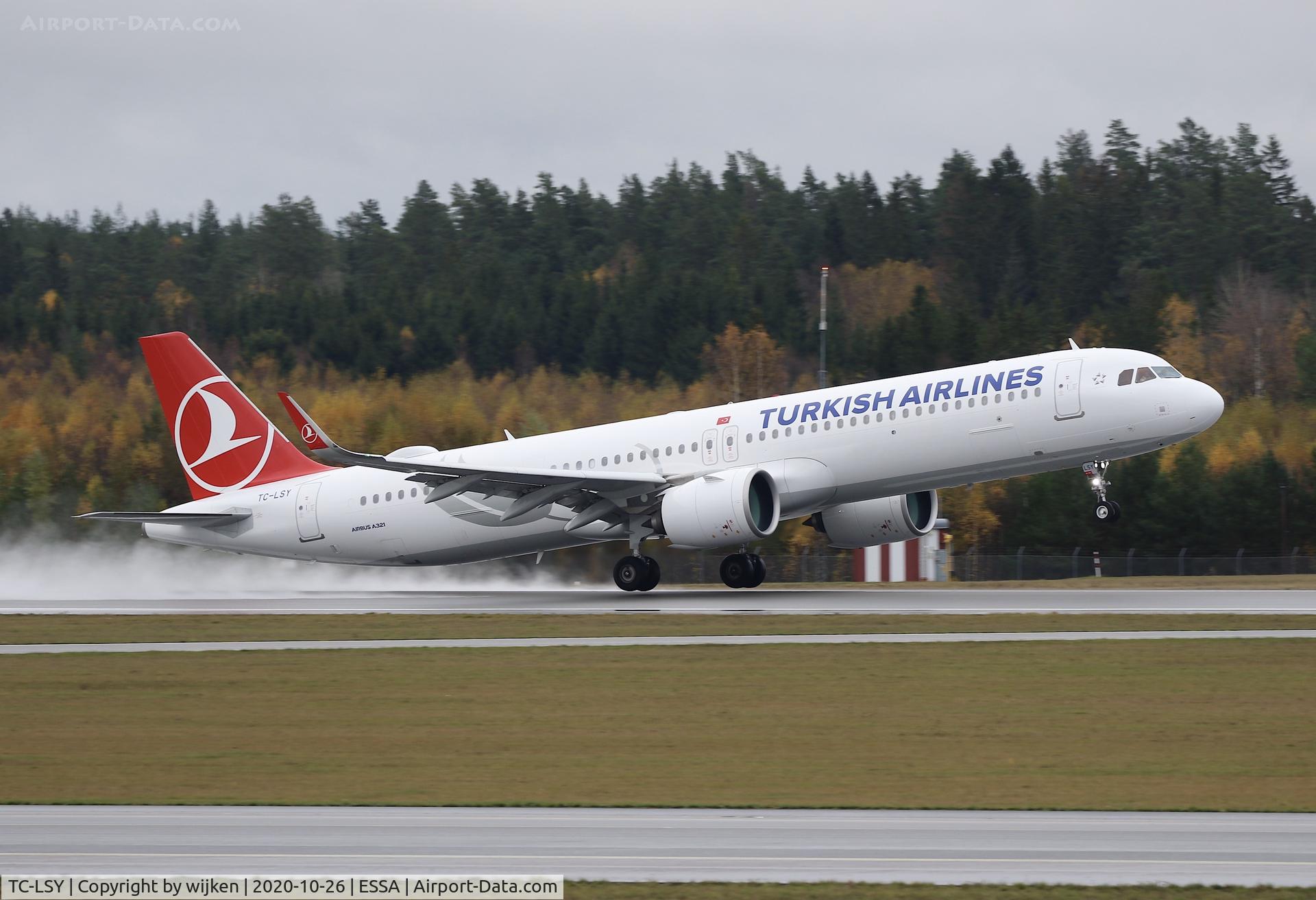 TC-LSY, 2020 Airbus A321-271NX C/N 9415, RWY 19L