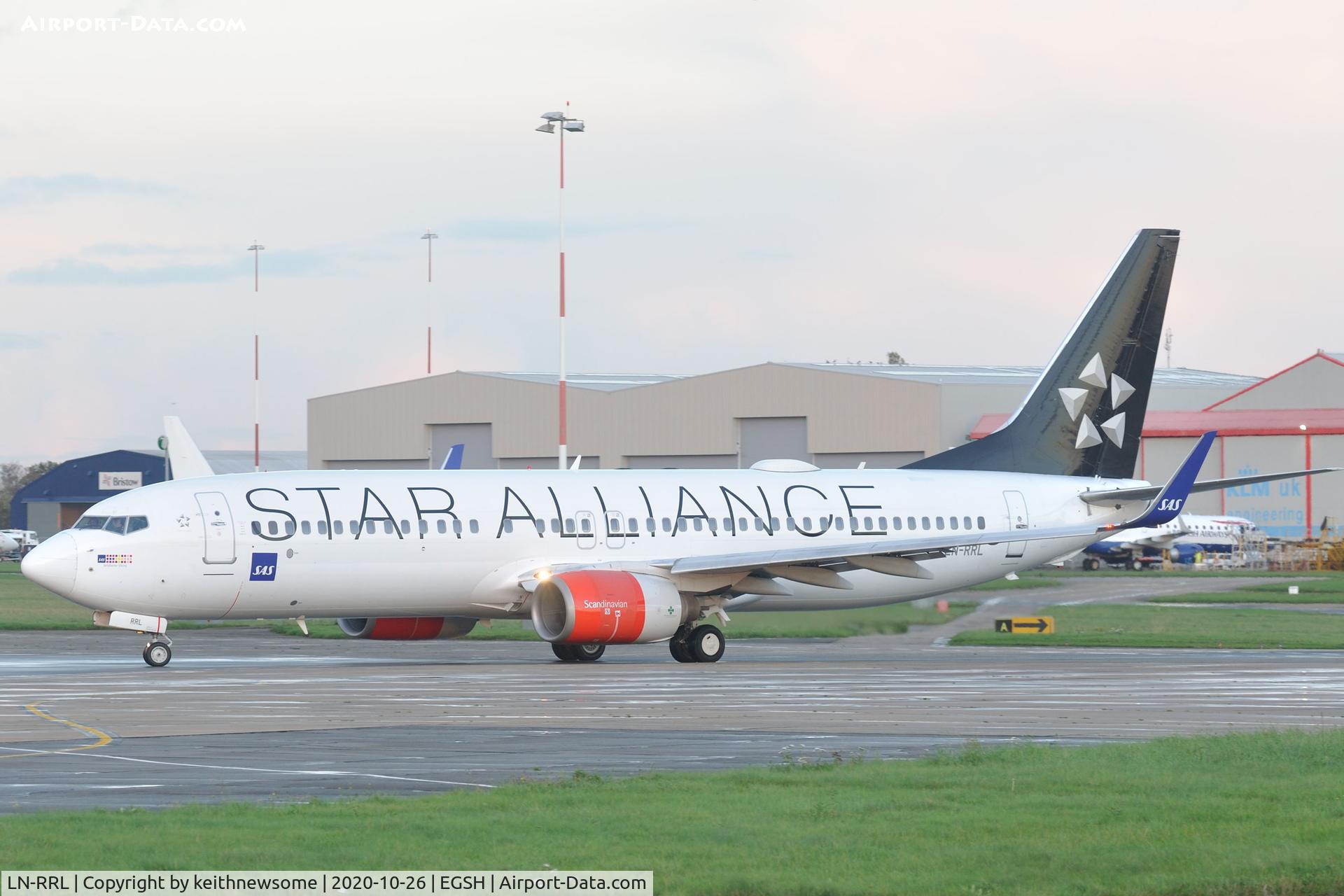 LN-RRL, 2003 Boeing 737-883 C/N 28328, Leaving Norwich for Oslo.