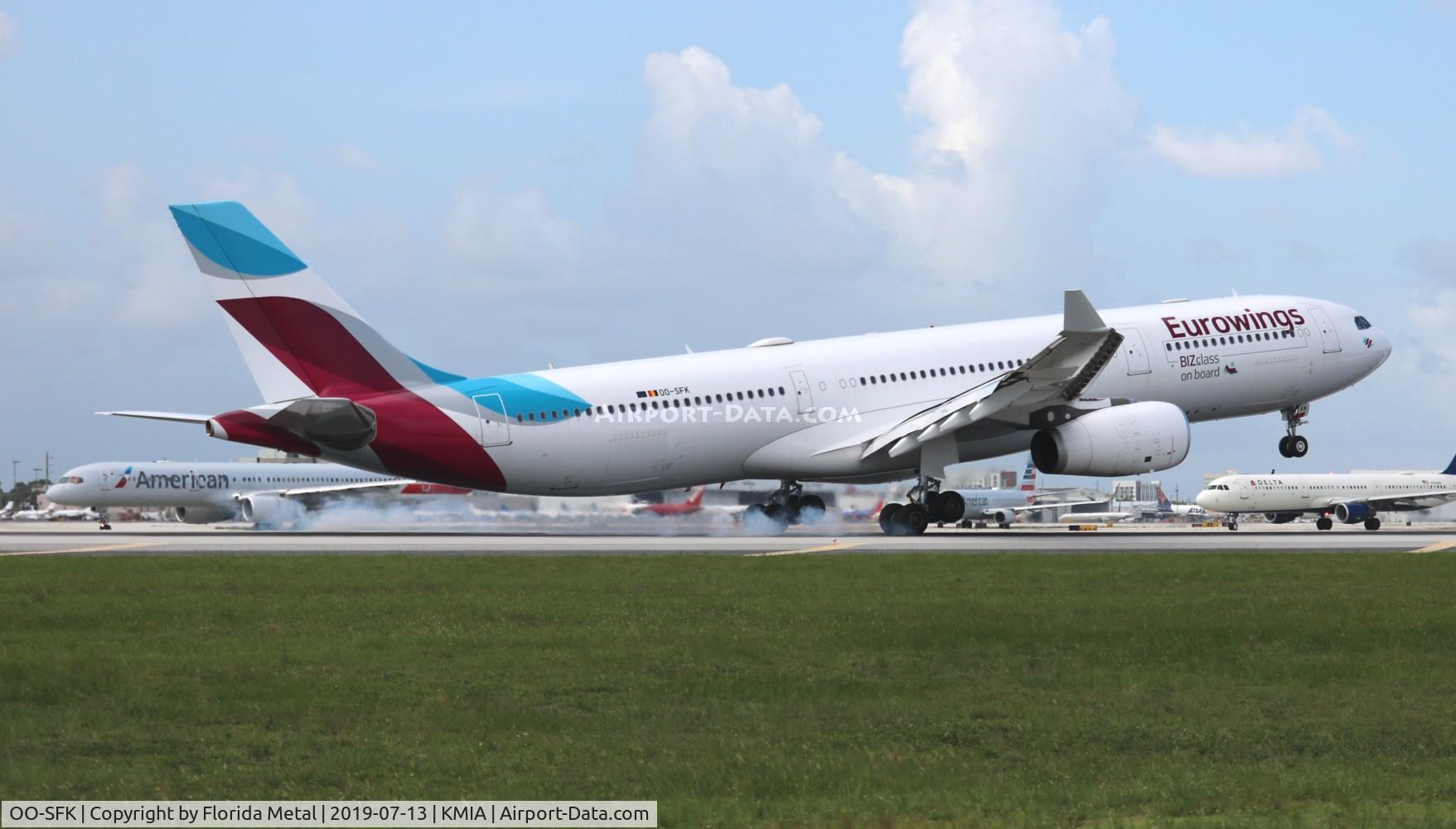 OO-SFK, 2004 Airbus A330-343X C/N 570, Eurowings A330-300