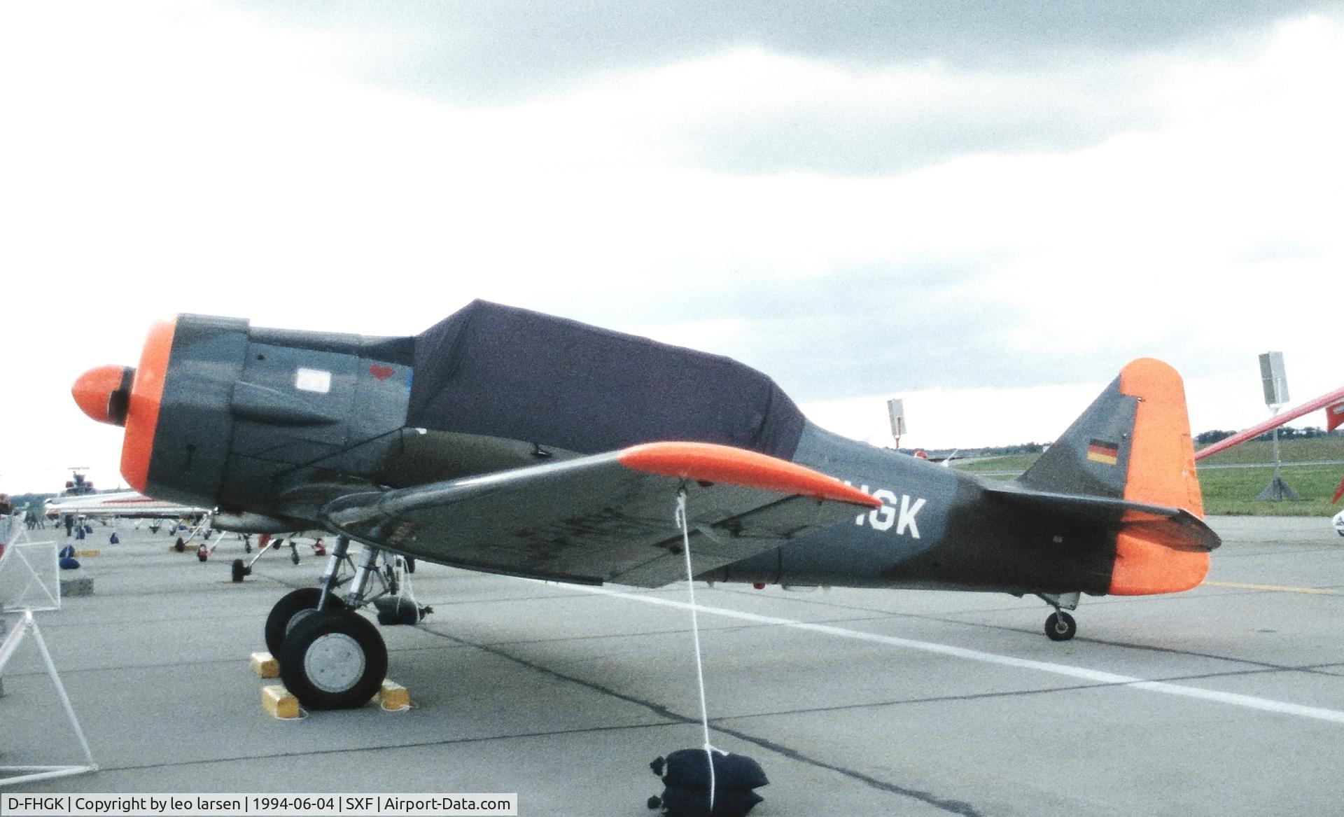 D-FHGK, 1942 Noorduyn AT-16 Harvard IIB C/N 14A-324, Berlin Air Show 4.6.1994