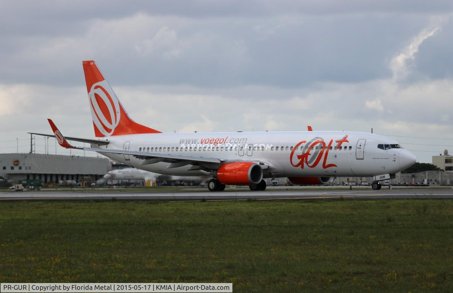 PR-GUR, 2012 Boeing 737-8HX C/N 38877, GOL 737-800
