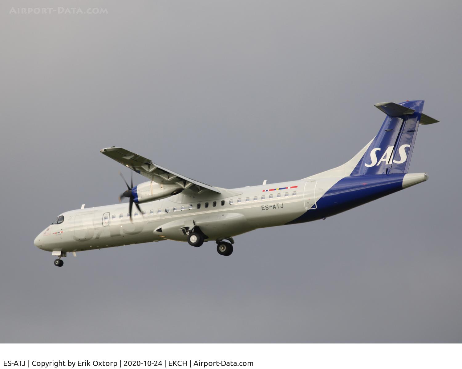 ES-ATJ, 2012 ATR 72-600 (72-212A) C/N 1056, ES-ATJ landing rw 22L