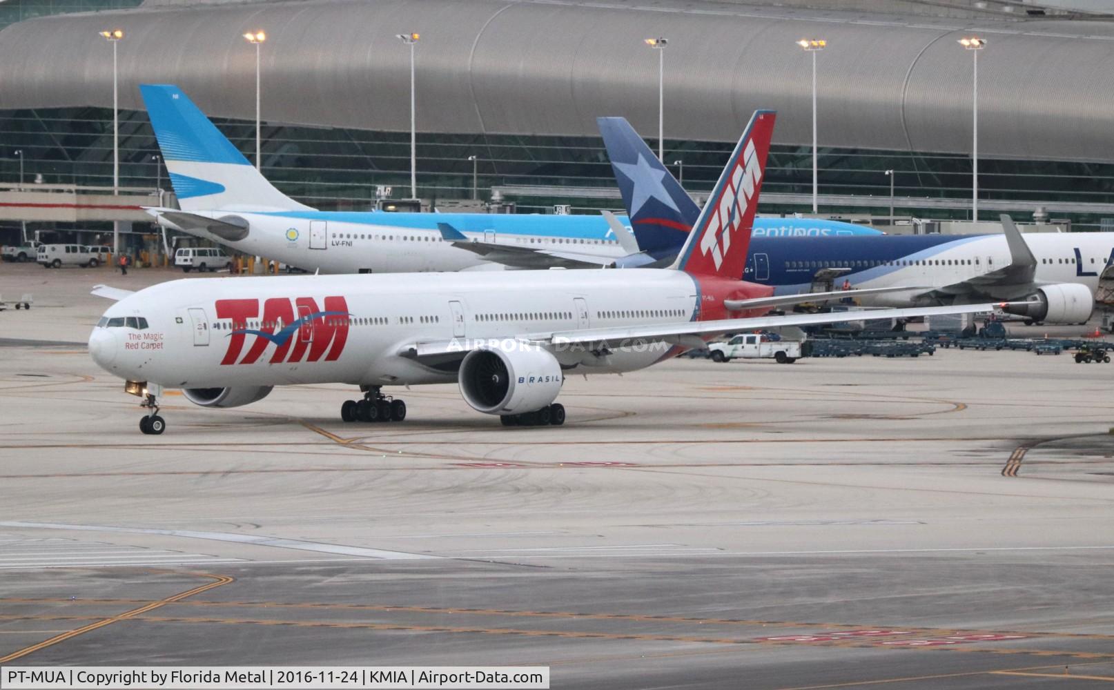 PT-MUA, 2008 Boeing 777-32W/ER C/N 37664, TAM 777-300ER