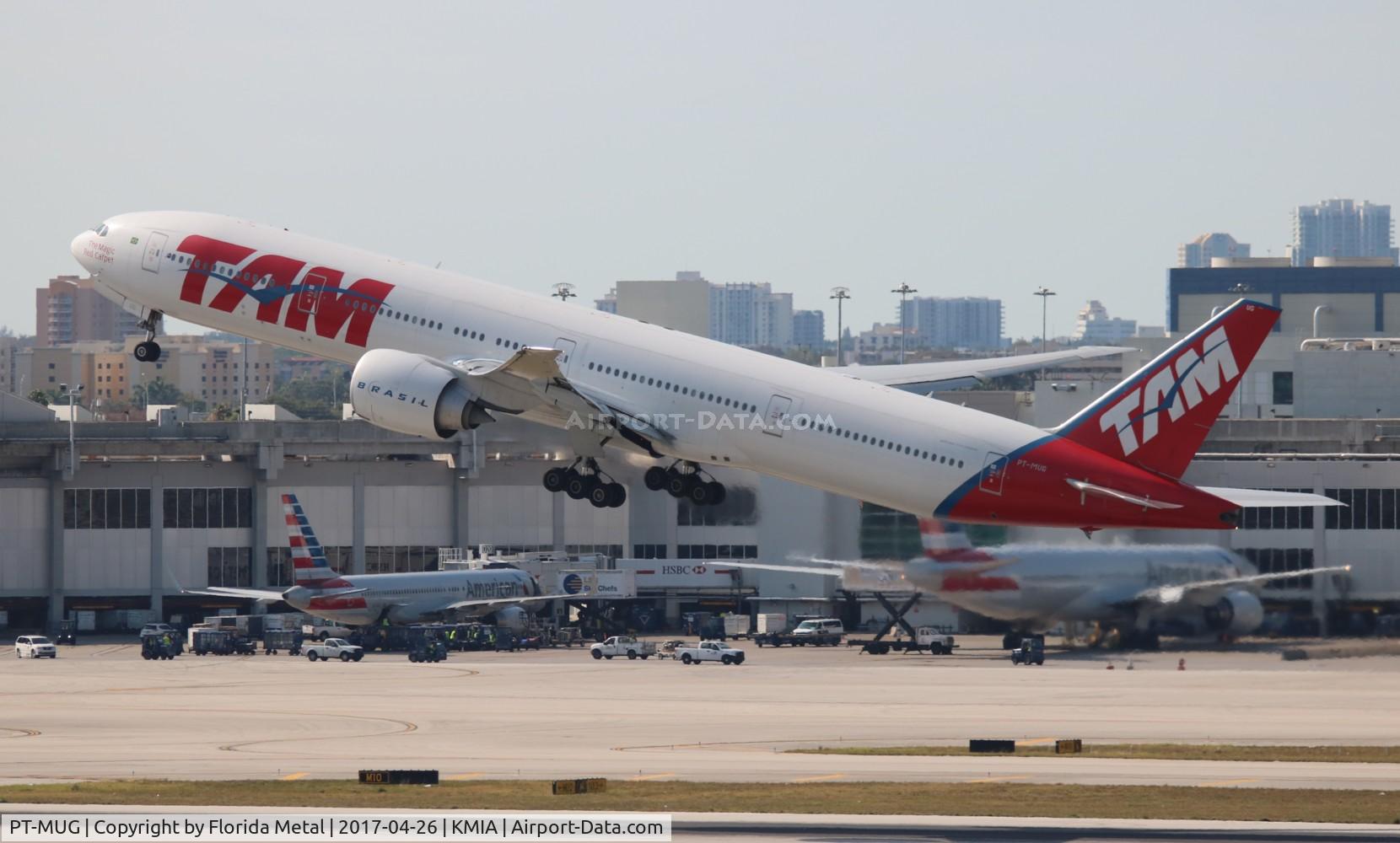 PT-MUG, 2012 Boeing 777-32W/ER C/N 38888, TAM 777-300