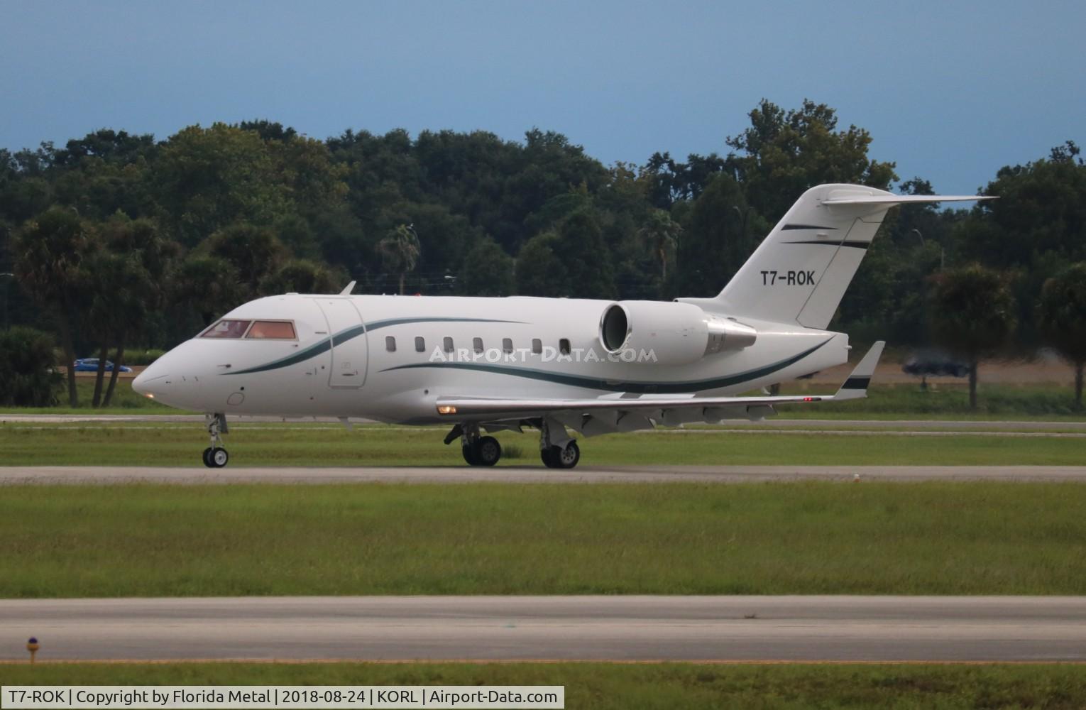 T7-ROK, 2000 Bombardier Challenger 604 (CL-600-2B16) C/N 5474, Challenger 604