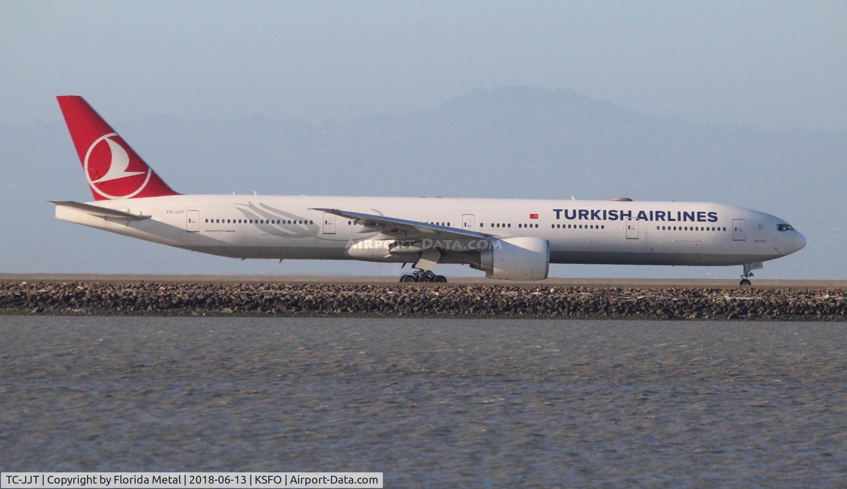 TC-JJT, 2014 Boeing 777-3F2/ER C/N 44118, Turkish 777-300