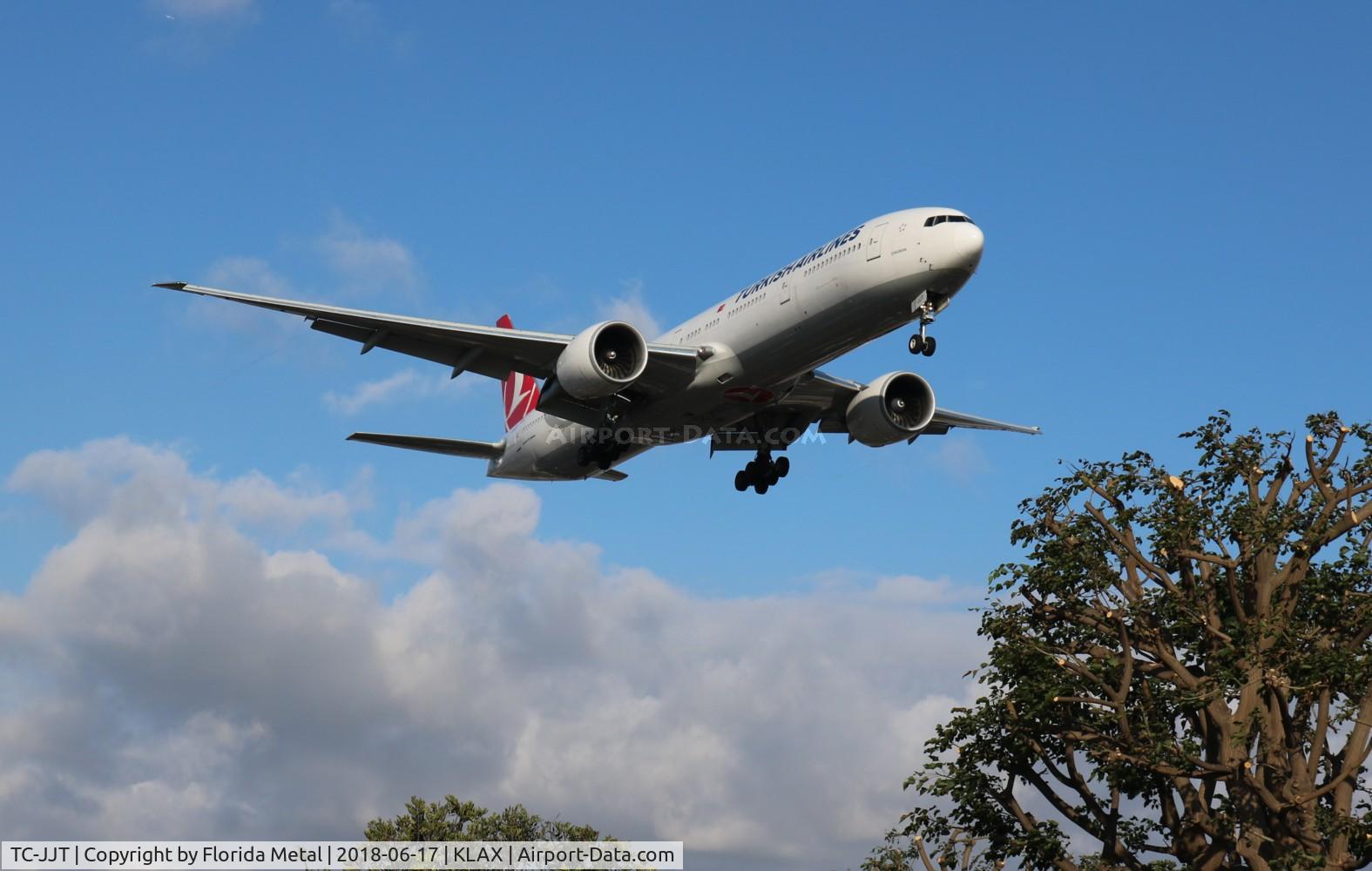 TC-JJT, 2014 Boeing 777-3F2/ER C/N 44118, Turkish 777-300