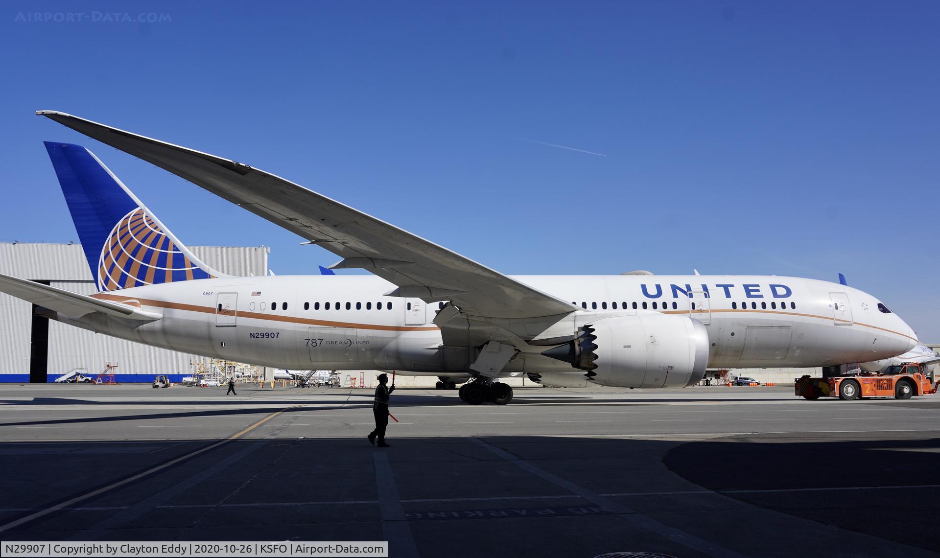 N29907, 2013 Boeing 787-8 Dreamliner C/N 34830, SFO 2020.