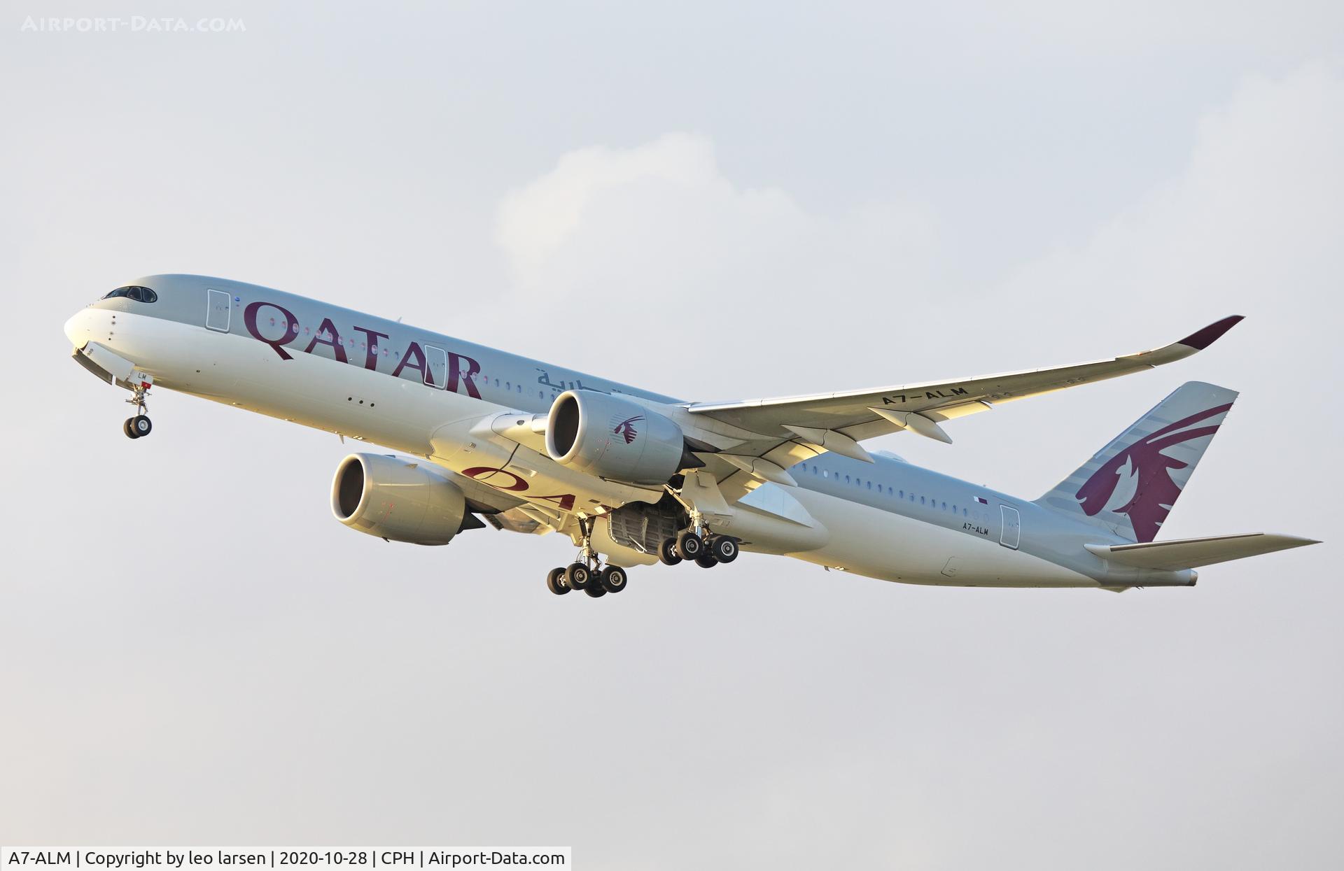 A7-ALM, 2016 Airbus A350-941 C/N 042, Copenhagen 28.10.2020