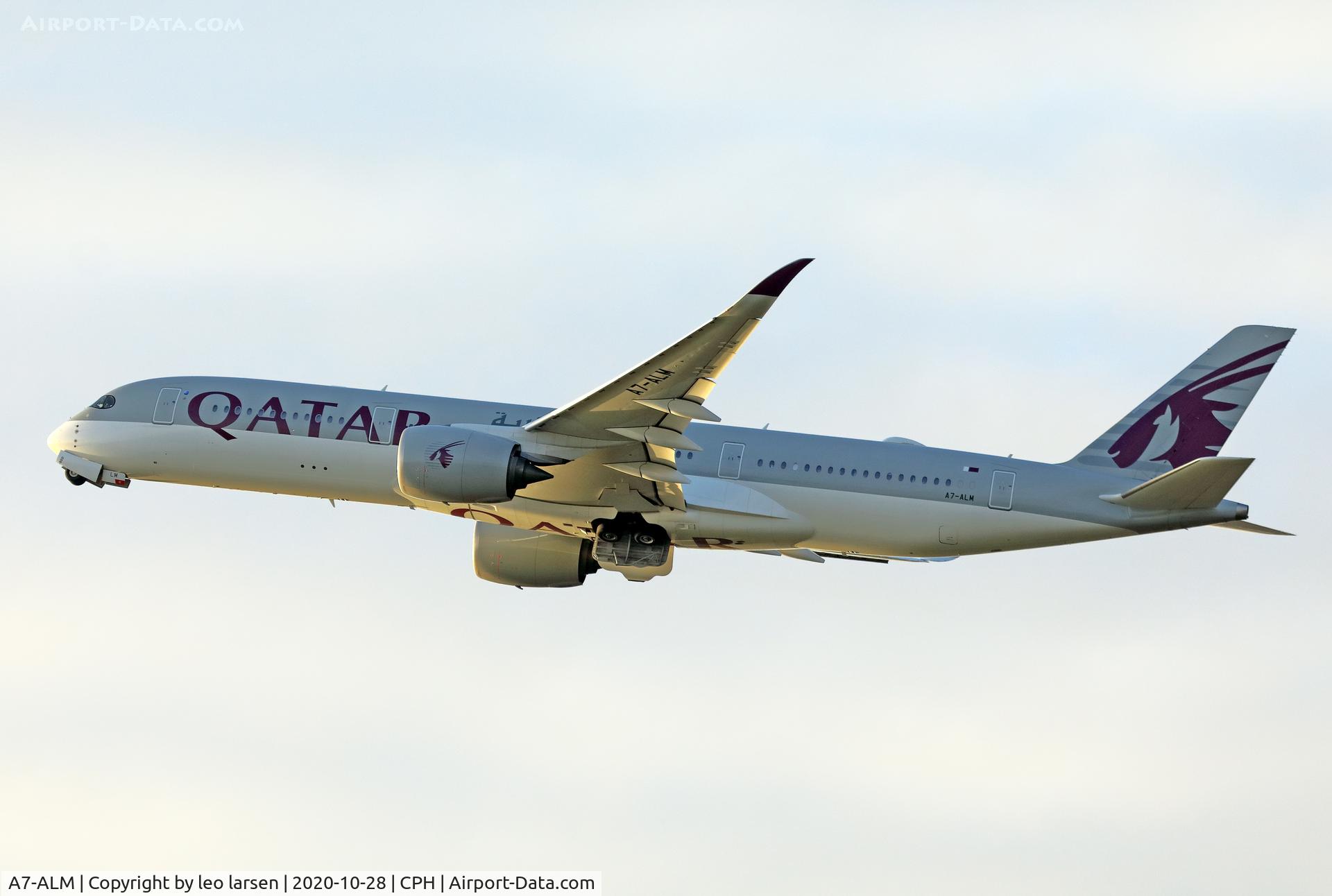 A7-ALM, 2016 Airbus A350-941 C/N 042, Copenhagen 28.10.2020