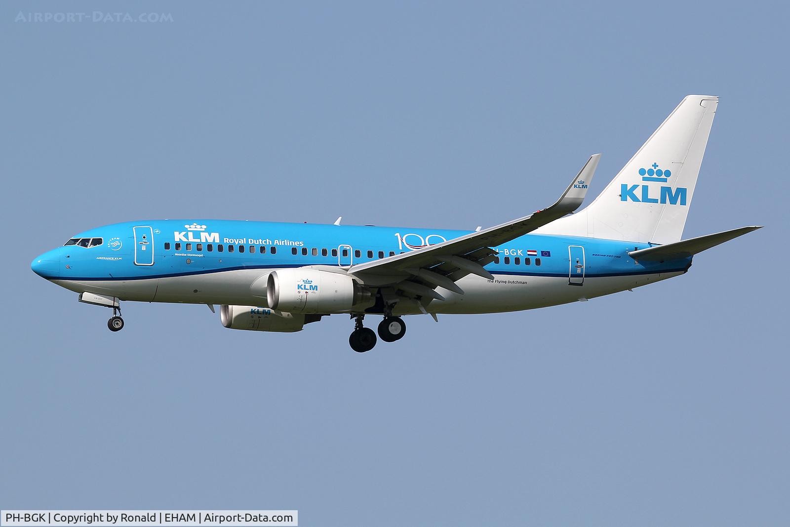 PH-BGK, 2010 Boeing 737-7K2 C/N 38054, at spl