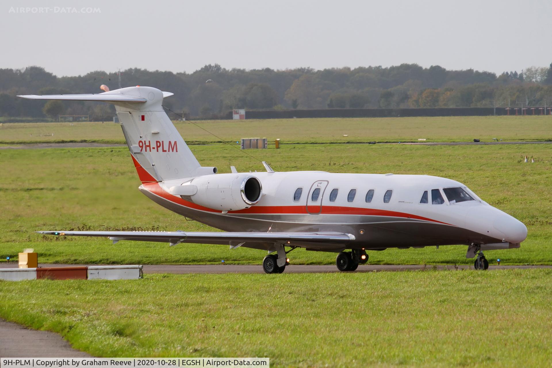 9H-PLM, 1992 Cessna 650 Citation VI C/N 650-0217, Departing from Norwich.