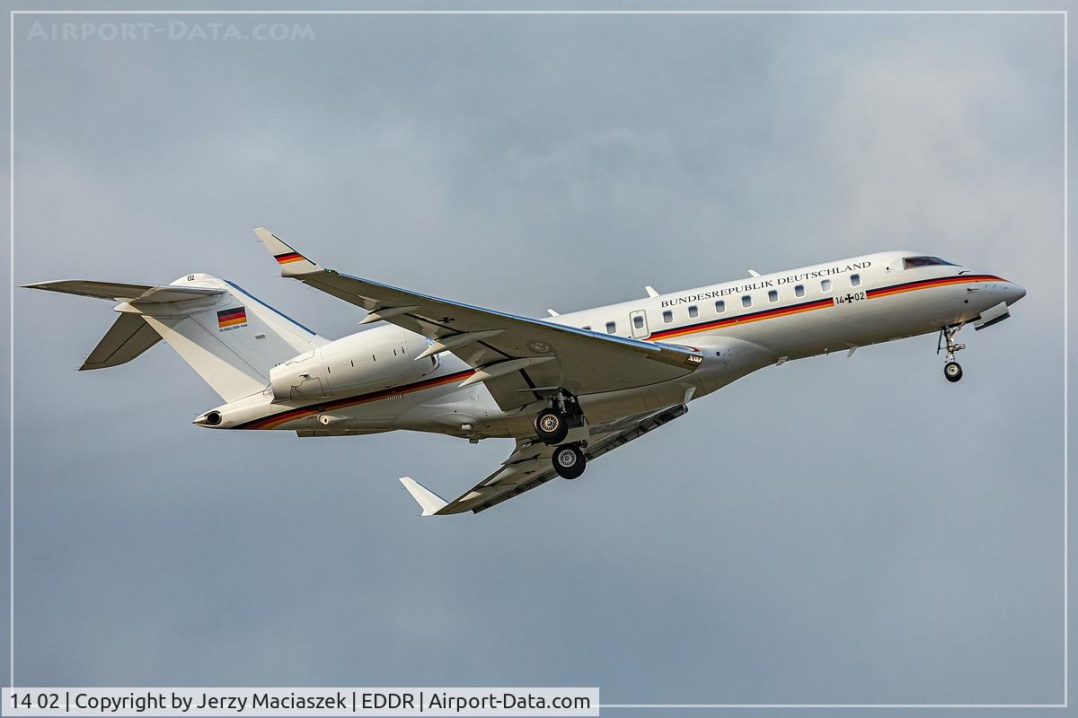 14 02, 2010 Bombardier BD-700-1A11 Global 5000 C/N 9404, Bombardier BD-700-1A11 Global 5000, c/n: 9404