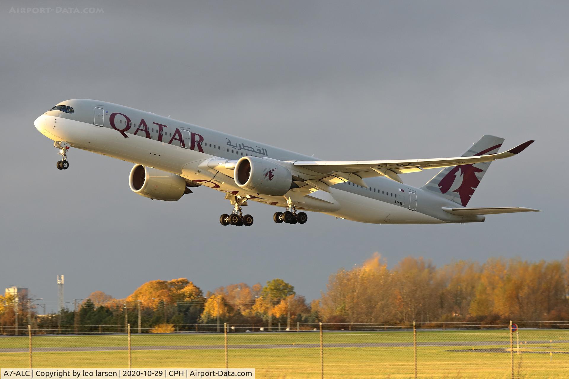 A7-ALC, 2015 Airbus A350-941 C/N 009, Copenhagen 29.10.2020 T/O R-22R