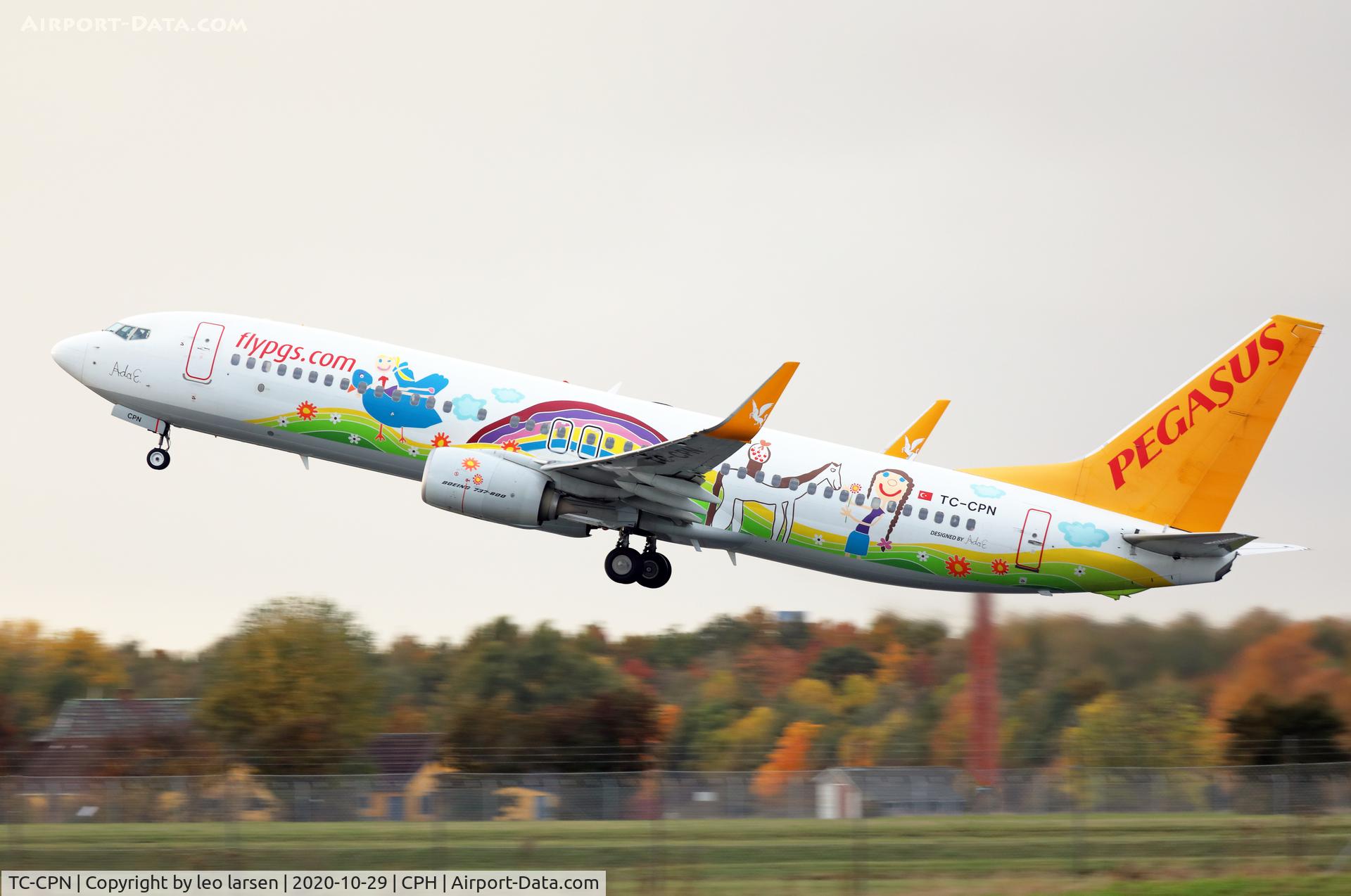 TC-CPN, 2015 Boeing 737-85R C/N 40013, Copenhagen 29.10.2020 T/O R-22R