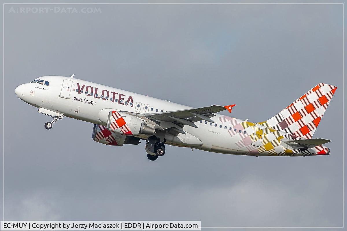 EC-MUY, 2003 Airbus A319-111 C/N 2050, Airbus A319-111, c/n: 2050