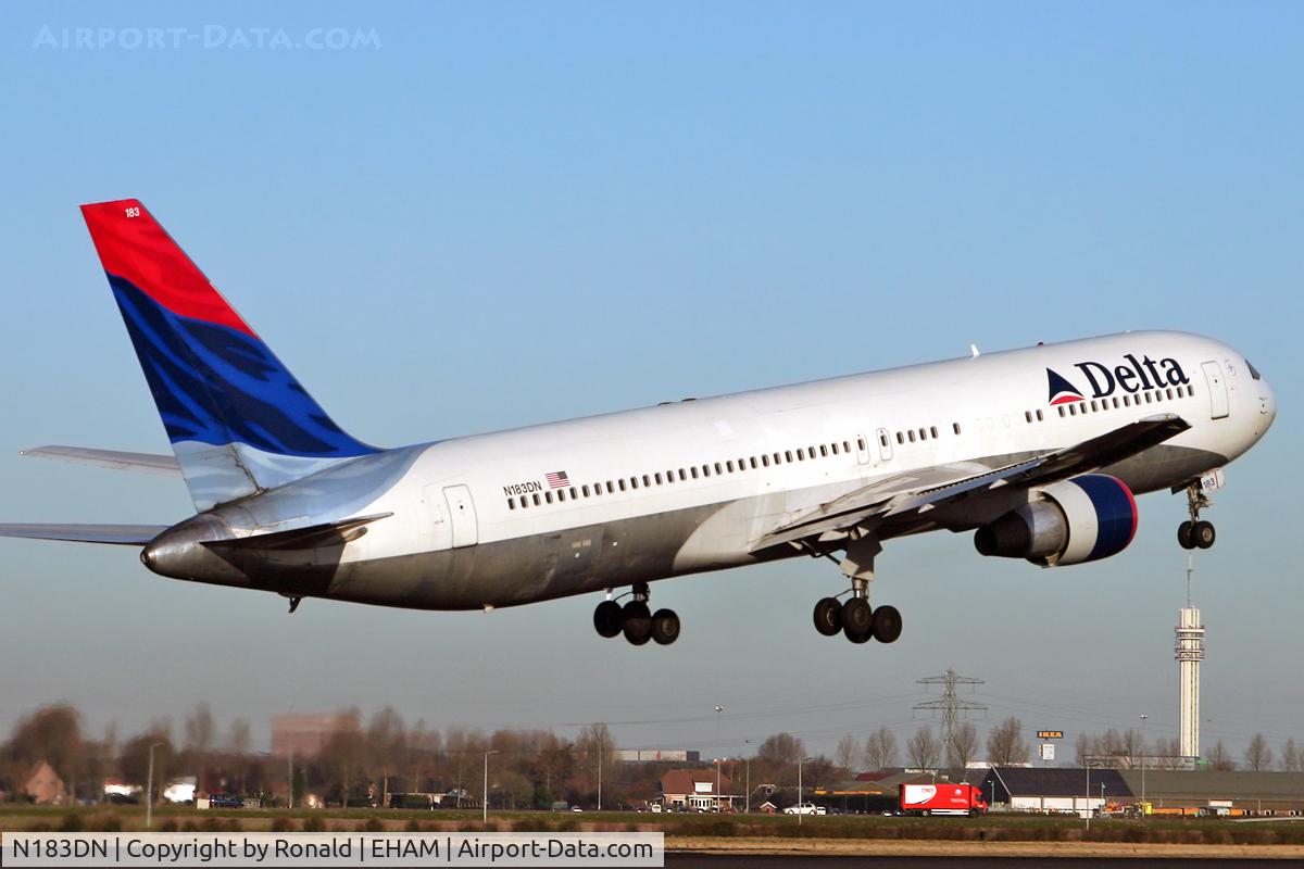 N183DN, 1993 Boeing 767-332 C/N 27110, at spl
