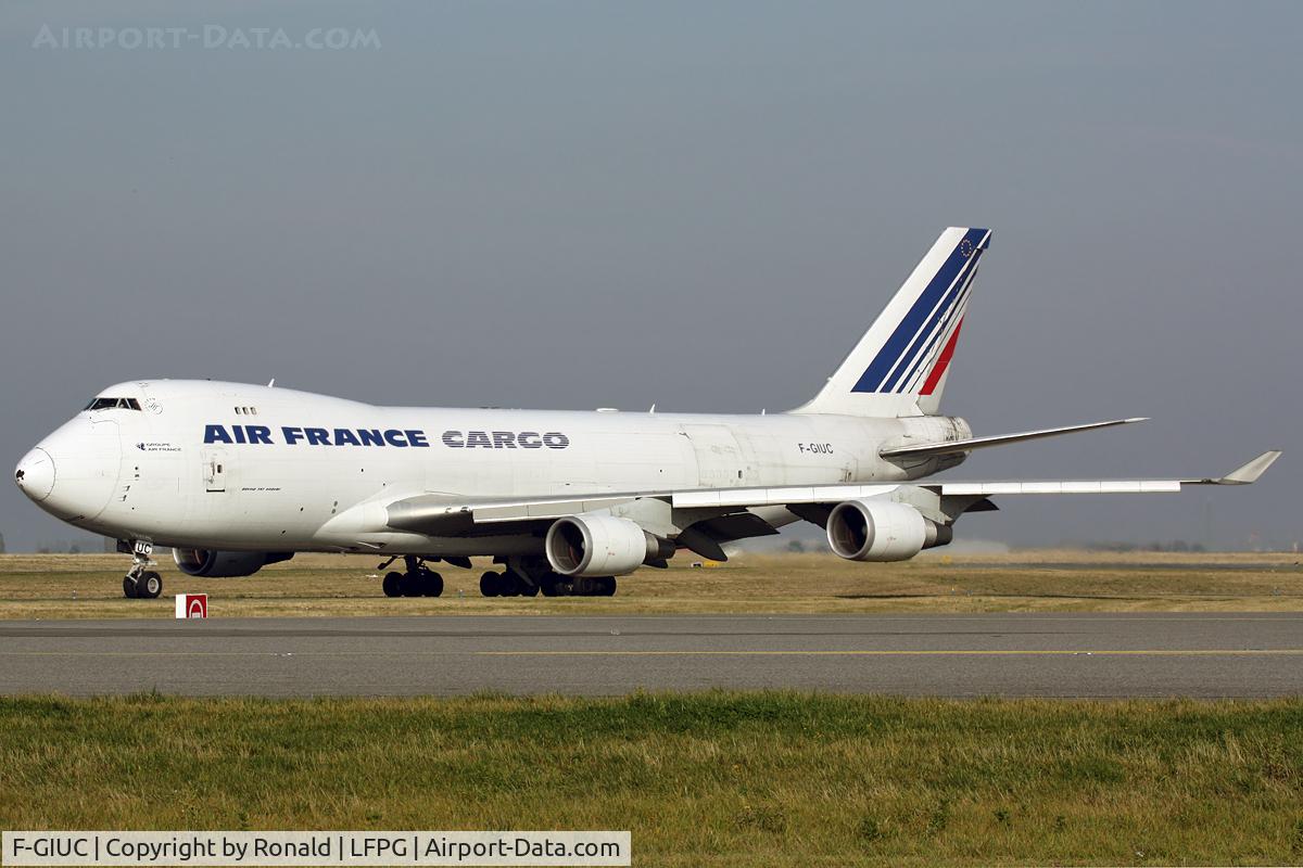 F-GIUC, 2002 Boeing 747-428F/ER/SCD C/N 32867, at cdg