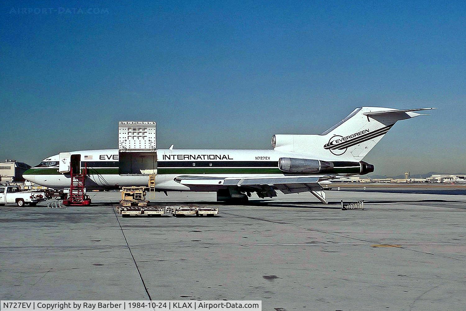 N727EV, 1977 Boeing 727-27 C/N 19500, N727EV   Boeing  727-27F [19500] (Evergreen International Airlines) Los Angeles Int'l~N 24/10/1984