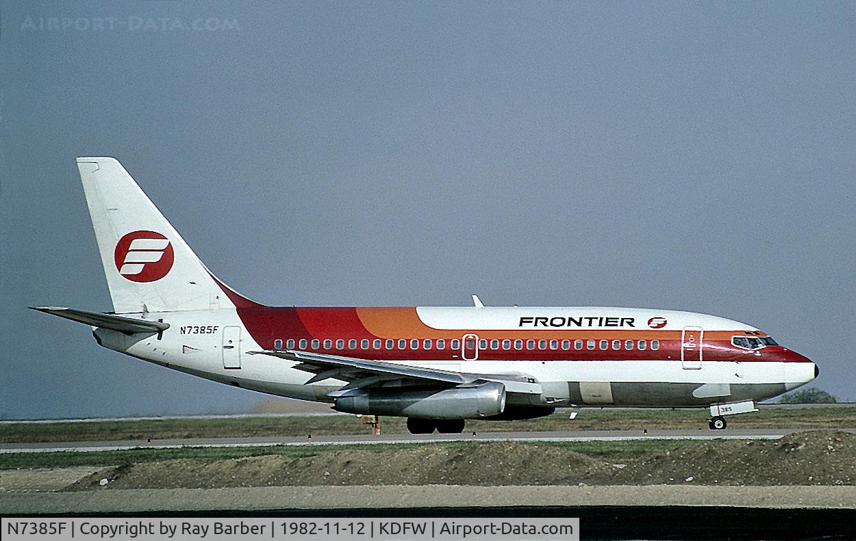 N7385F, 1975 Boeing 737-291 C/N 21069, N7385F   Boeing  737-291 [21069] (Frontier Airlines) Dallas-Fort Worth Int'l~N 12/11/1982