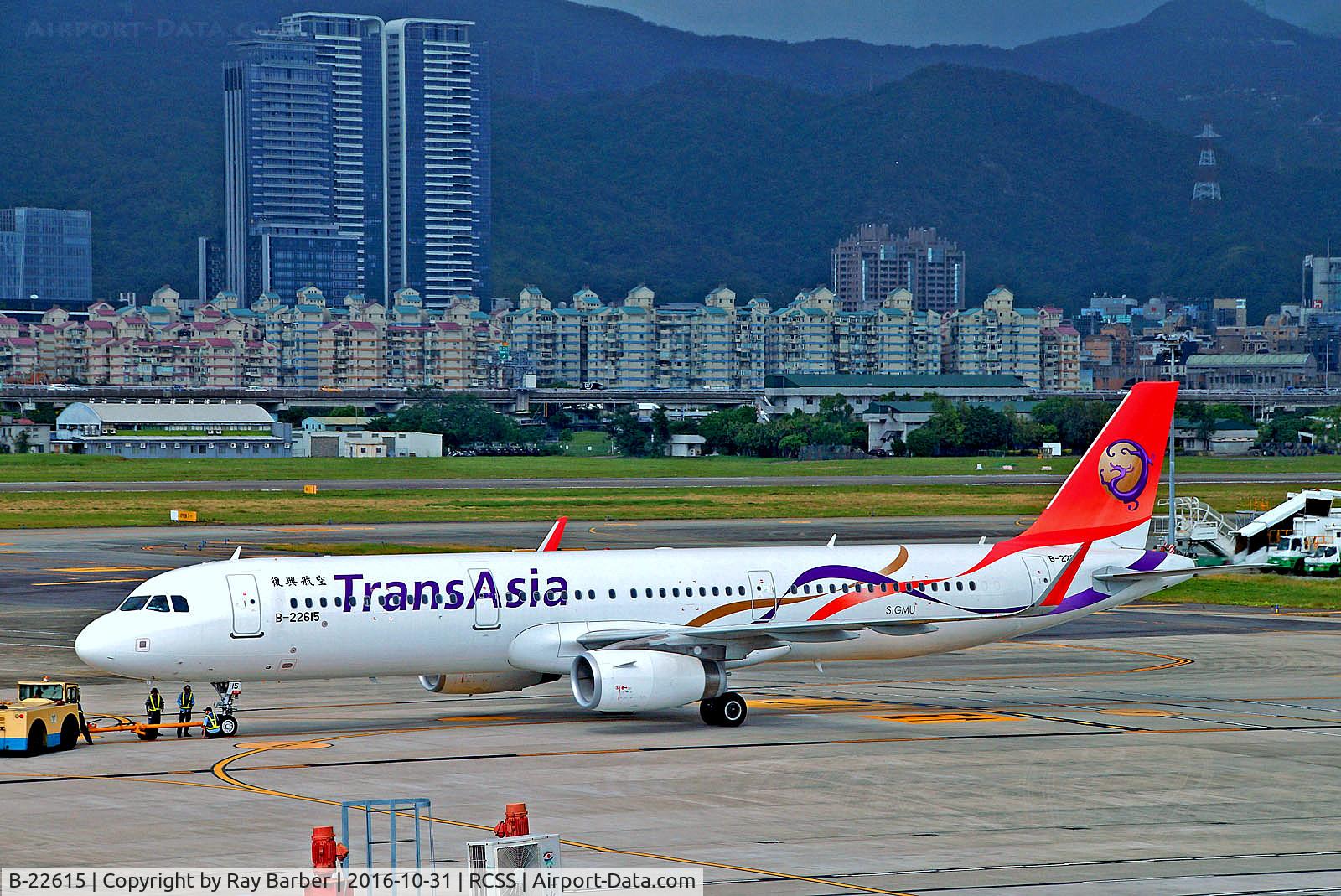 B-22615, 2016 Airbus A321-231 C/N 7206, B-22615    Airbus A321-231 [7206] (TransAsia Airways) Taipei-Songshan~B 31/10/2016