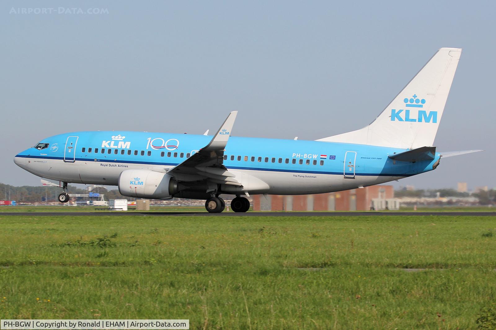 PH-BGW, 2011 Boeing 737-7K2 C/N 38128, at spl
