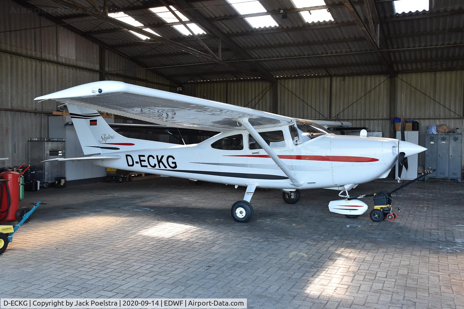 D-ECKG, Cessna 182S Skylane C/N 18280787, at Leer-Papenburg airport