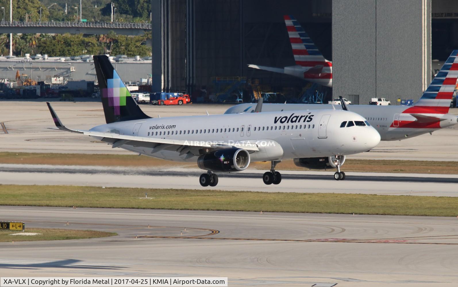 XA-VLX, 2016 Airbus A320-233 C/N 7376, Volaris A320