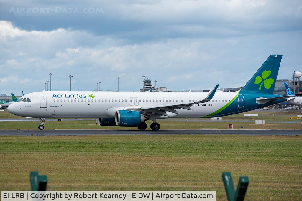 EI-LRB, 2019 Airbus A321-253NX C/N 8909, Lining up r/w 28