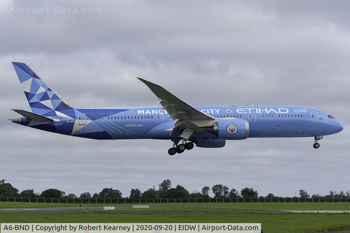 A6-BND, 2019 Boeing 787-9 Dreamliner C/N 42373, Short final r/w 10