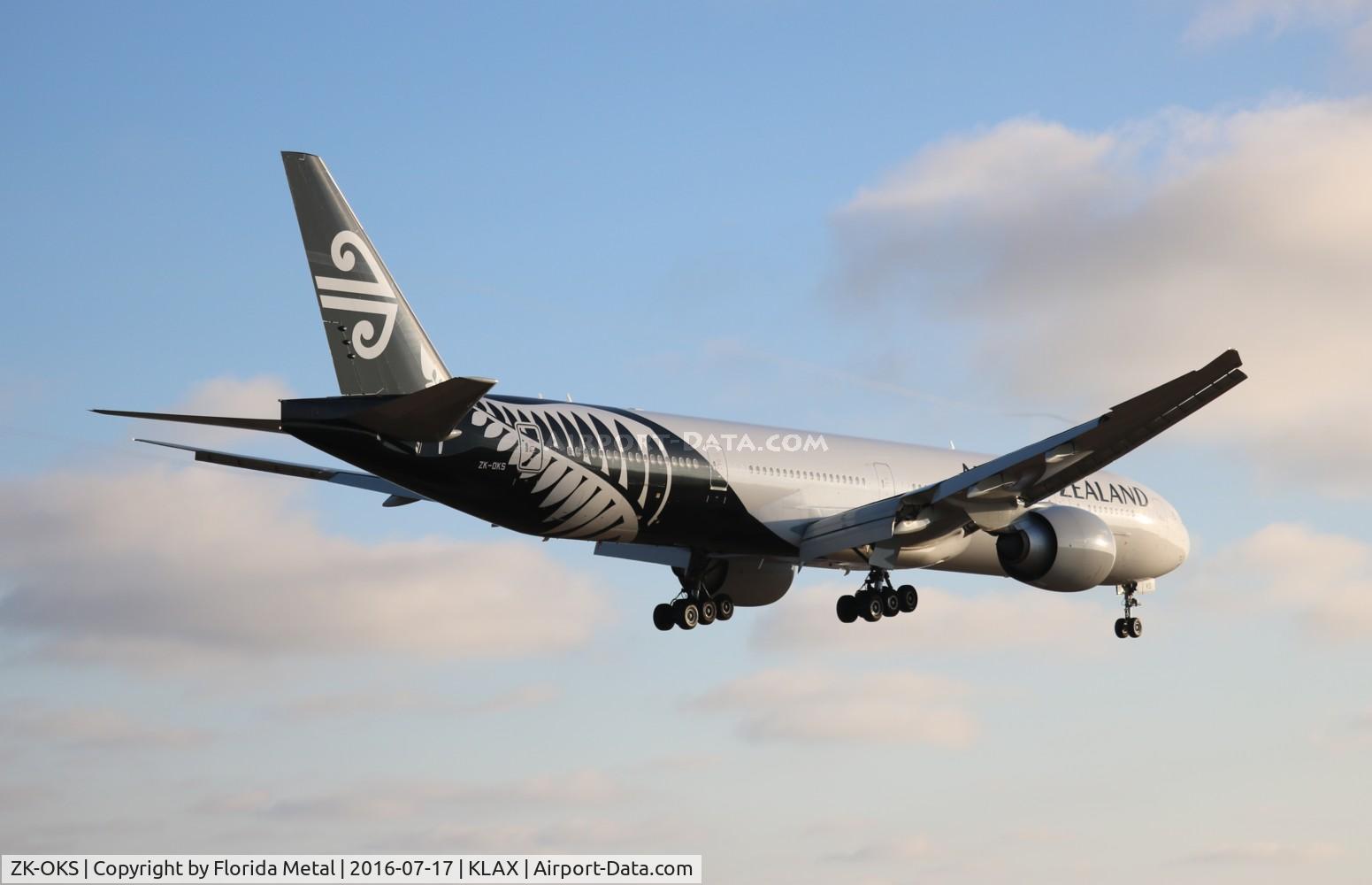 ZK-OKS, 2014 Boeing 777-306/ER C/N 44547, Air New Zealand 777-300