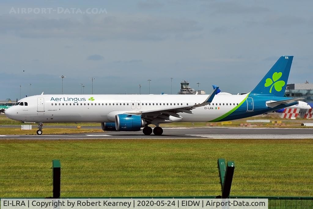 EI-LRA, 2019 Airbus A321-251NX C/N 8887, Lining up r/w 28