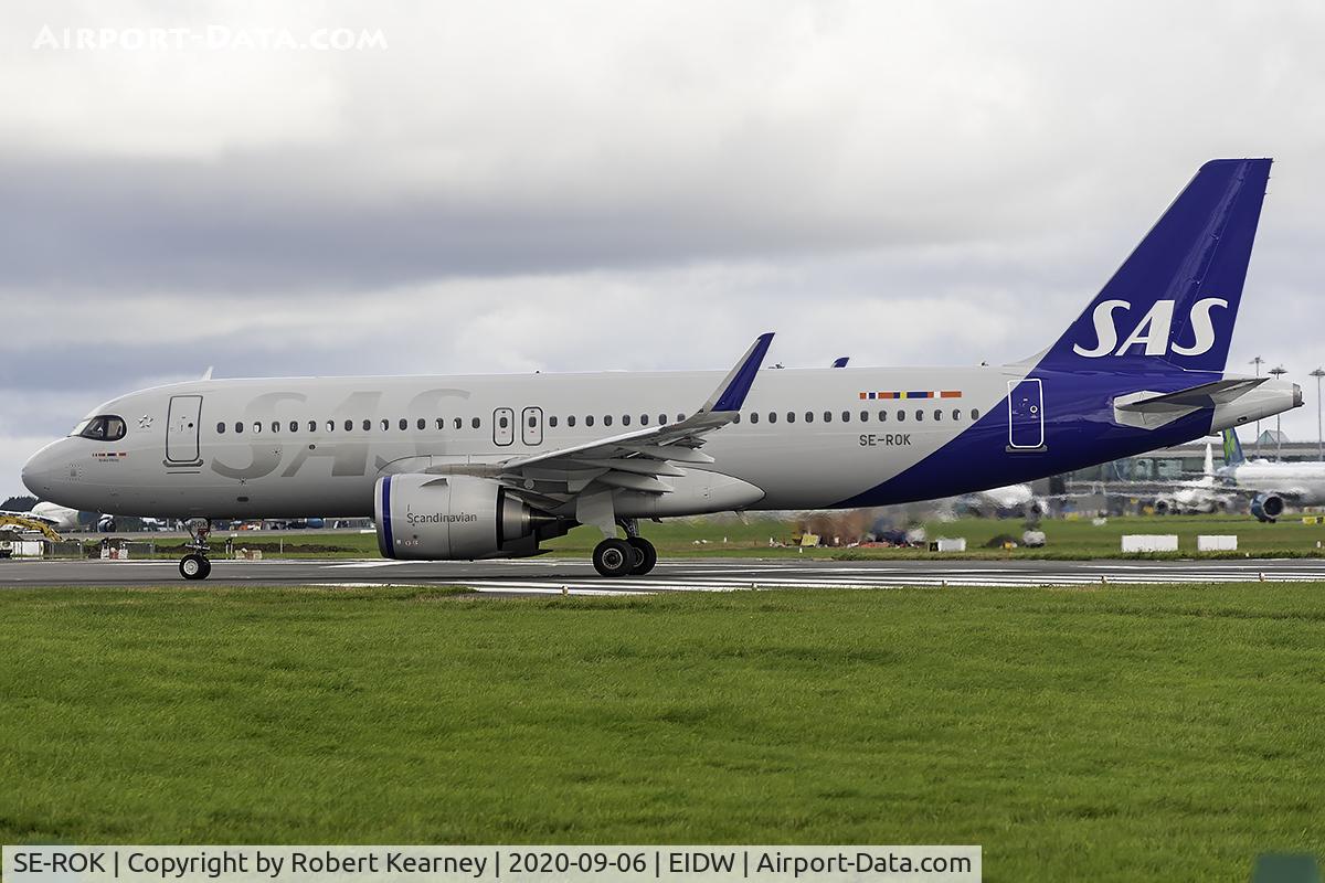SE-ROK, 2019 Airbus A320-251N C/N 9451, Lining up r/w 28