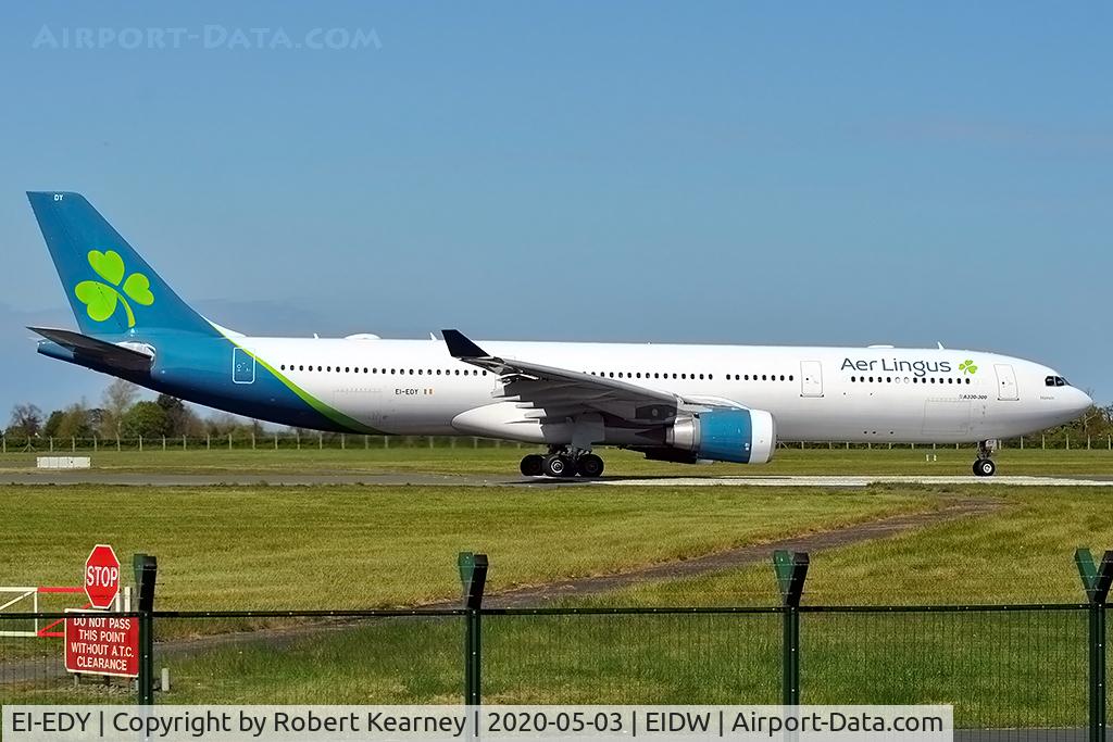 EI-EDY, 2009 Airbus A330-302 C/N 1025, Lining up r/w 10
