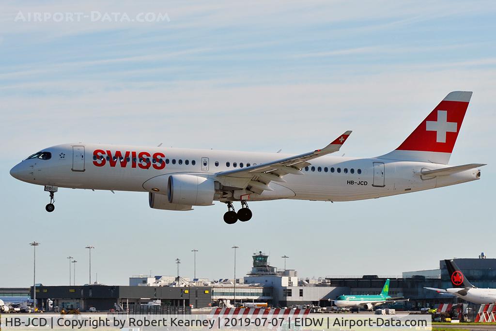 HB-JCD, 2017 Bombardier CSeries CS300 (BD-500-1A11) C/N 55013, Short final r/w 28