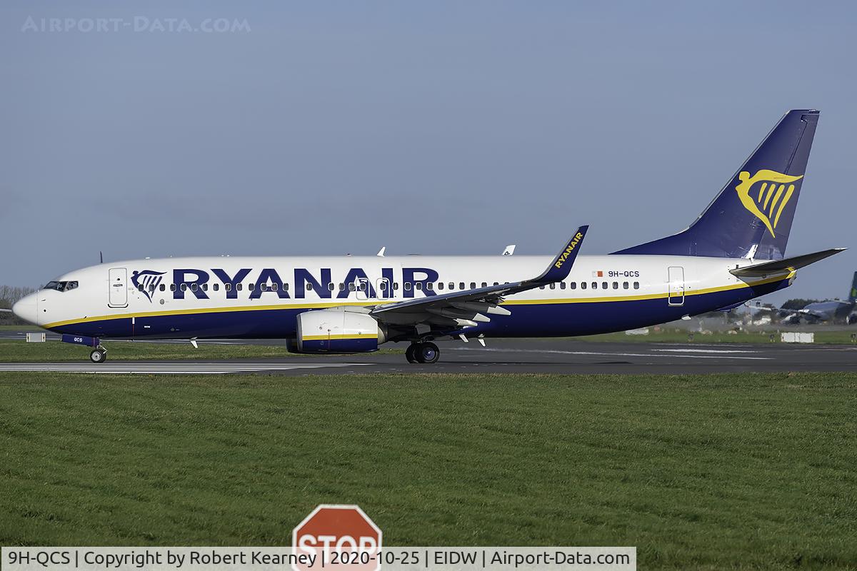 9H-QCS, 2016 Boeing 737-8AS C/N 44744, Lining up r/w 28