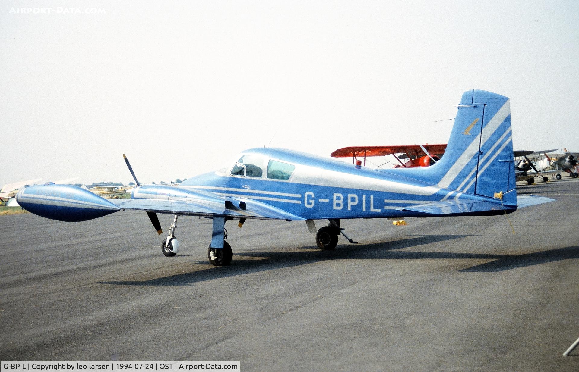 G-BPIL, 1957 Cessna 310B C/N 35620, Ostende Air Show 24.7.1994
