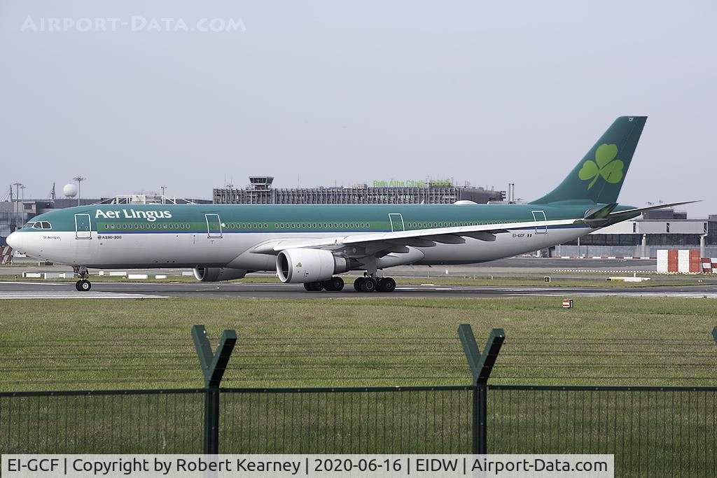 EI-GCF, 2017 Airbus A330-302 C/N 1817, Lining up r/w 28