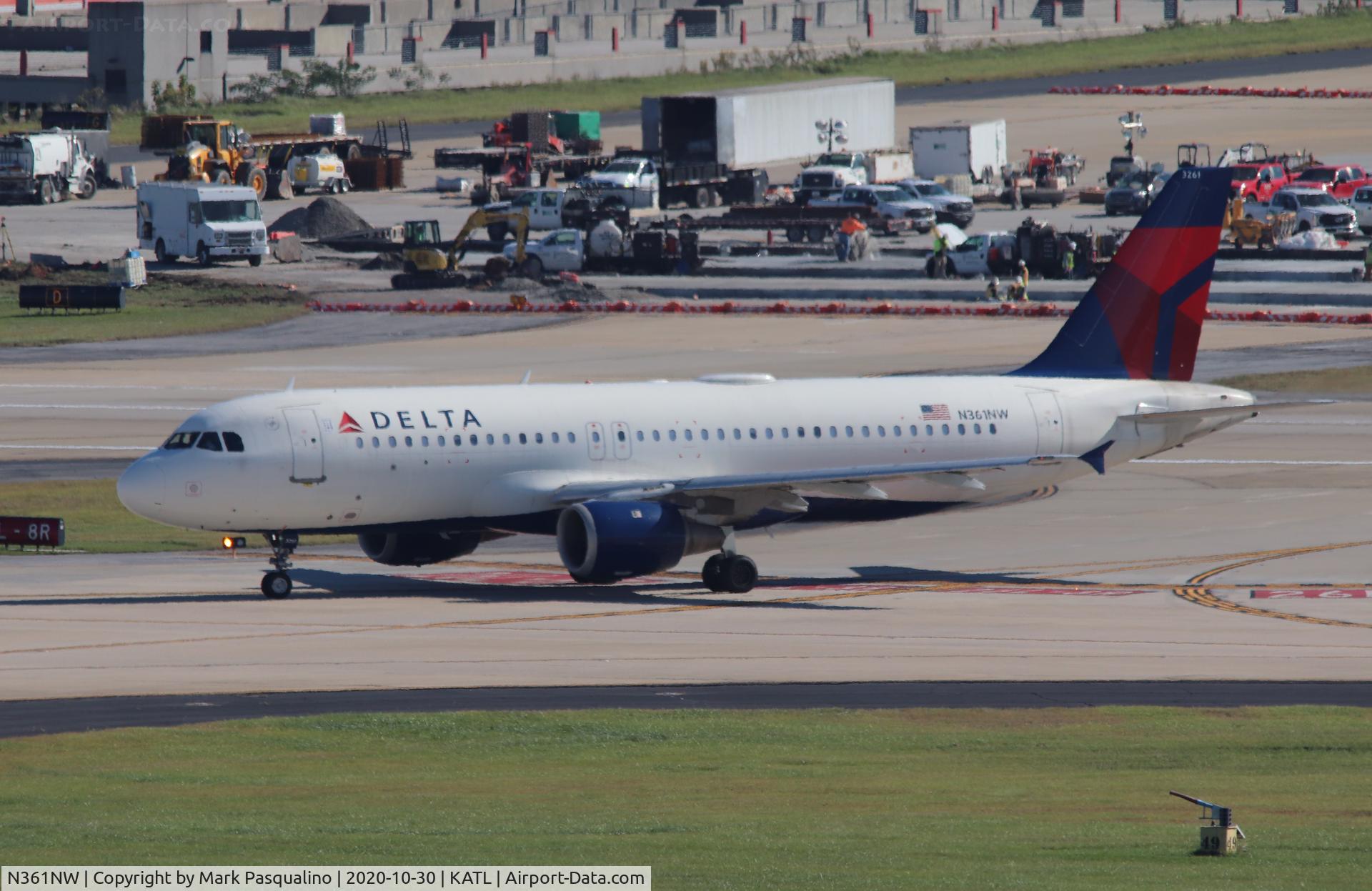 N361NW, 1998 Airbus A320-212 C/N 0907, Airbus A320-212