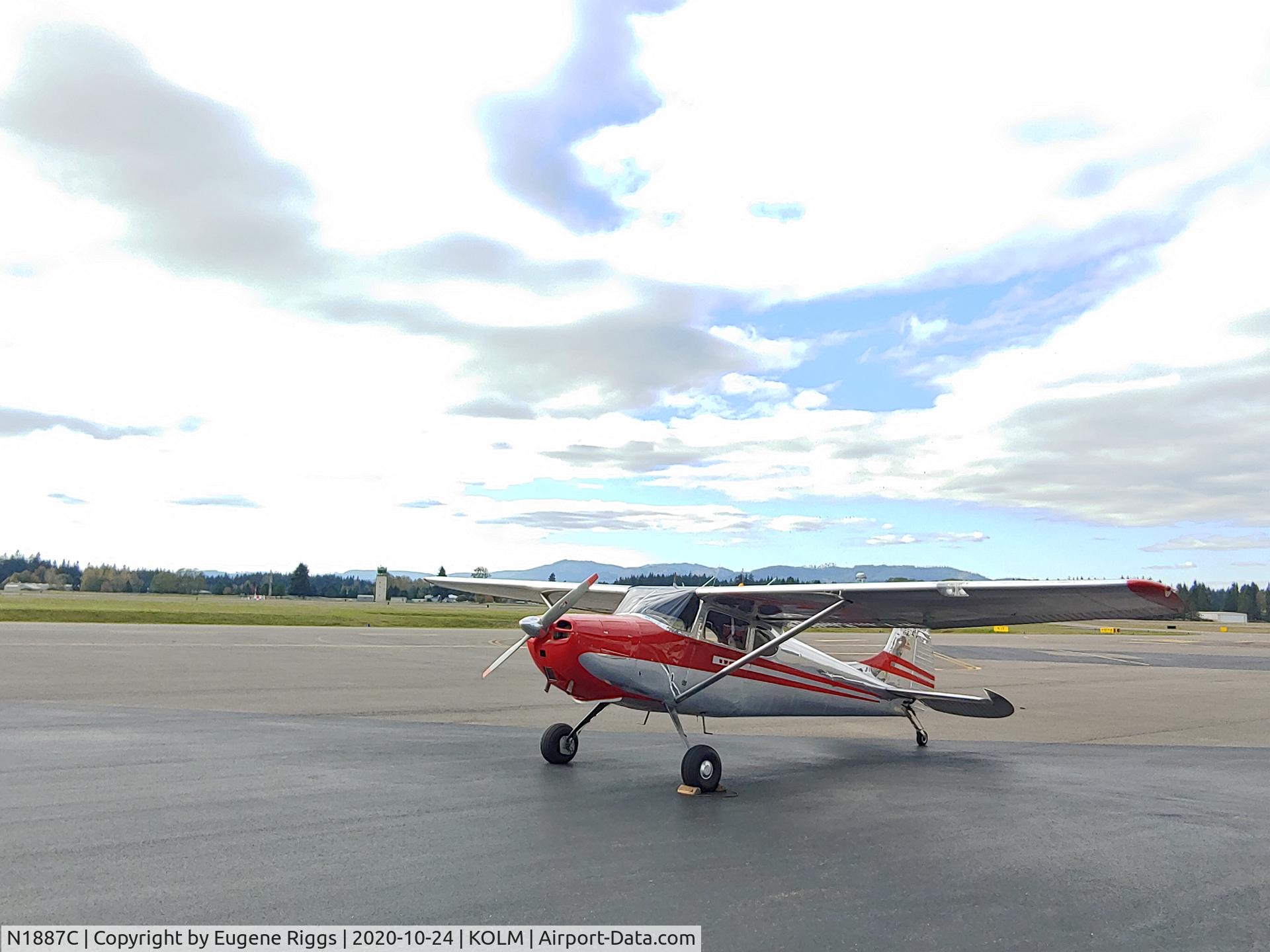 N1887C, 1953 Cessna 170B C/N 26031, N1887C at KOLM