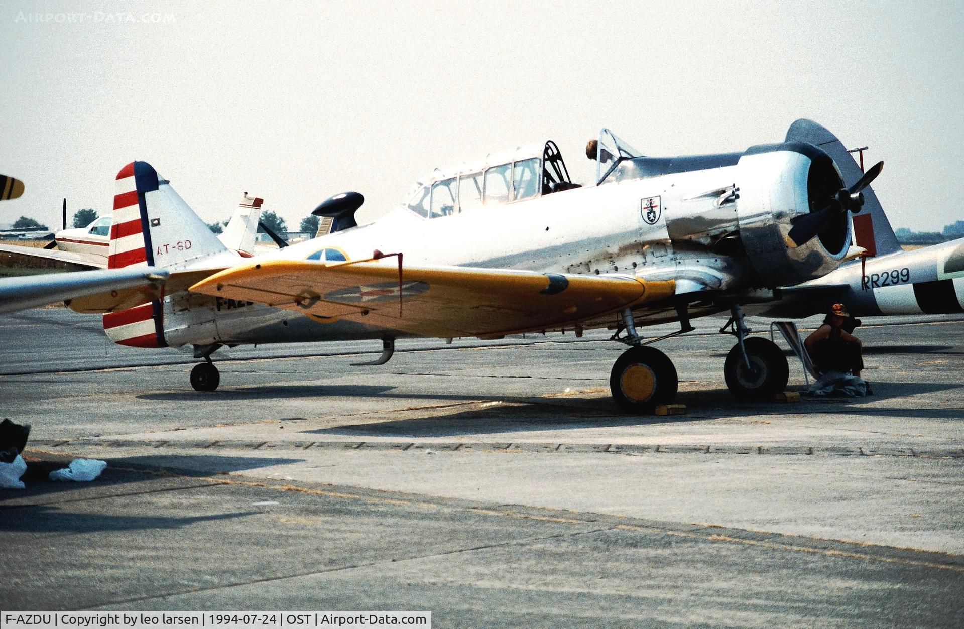 F-AZDU, 1943 North American AT-6D Harvard III C/N 88-14948 (41-33931), Ostende Air Show 24.7.1994