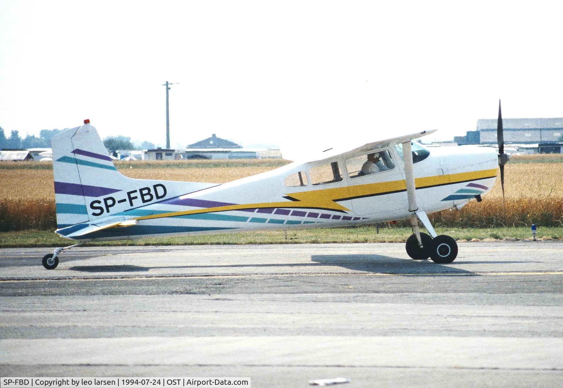 SP-FBD, 1961 Cessna 185A Skywagon C/N 185-0449, Ostende Air Show 24.7.1994.Reg 3.6.1993