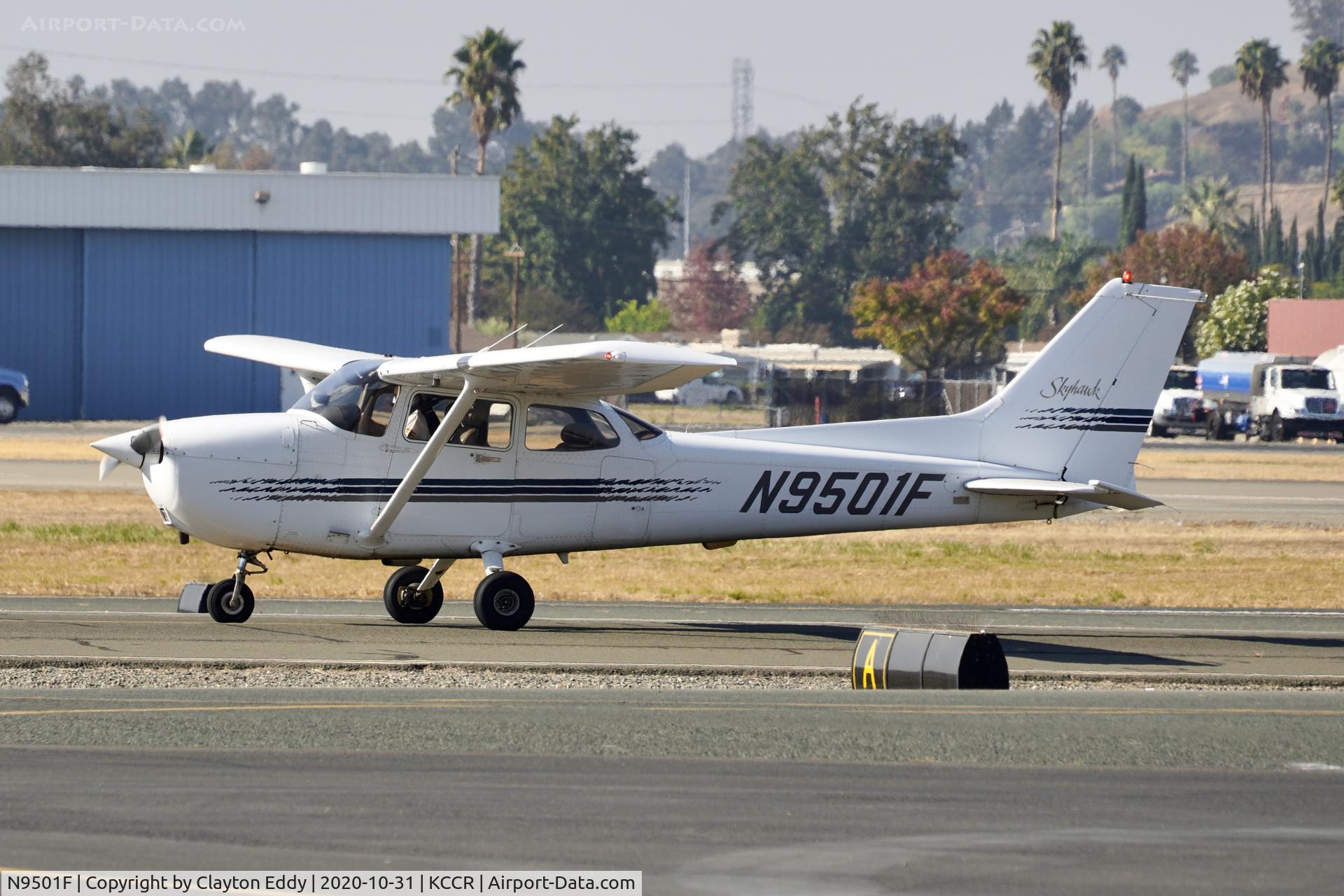 N9501F, 1998 Cessna 172R Skyhawk C/N 17280333, Buchanan Field Concord California 2020.