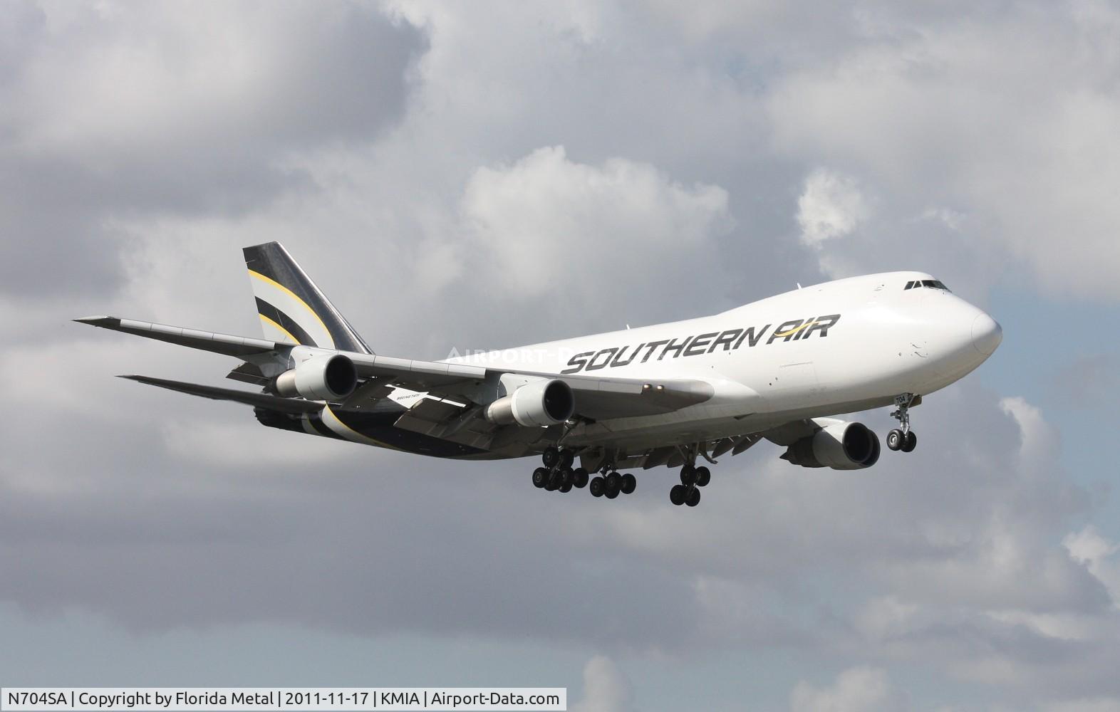 N704SA, 1988 Boeing 747-2B5F C/N 24195, MIA spotting 2011