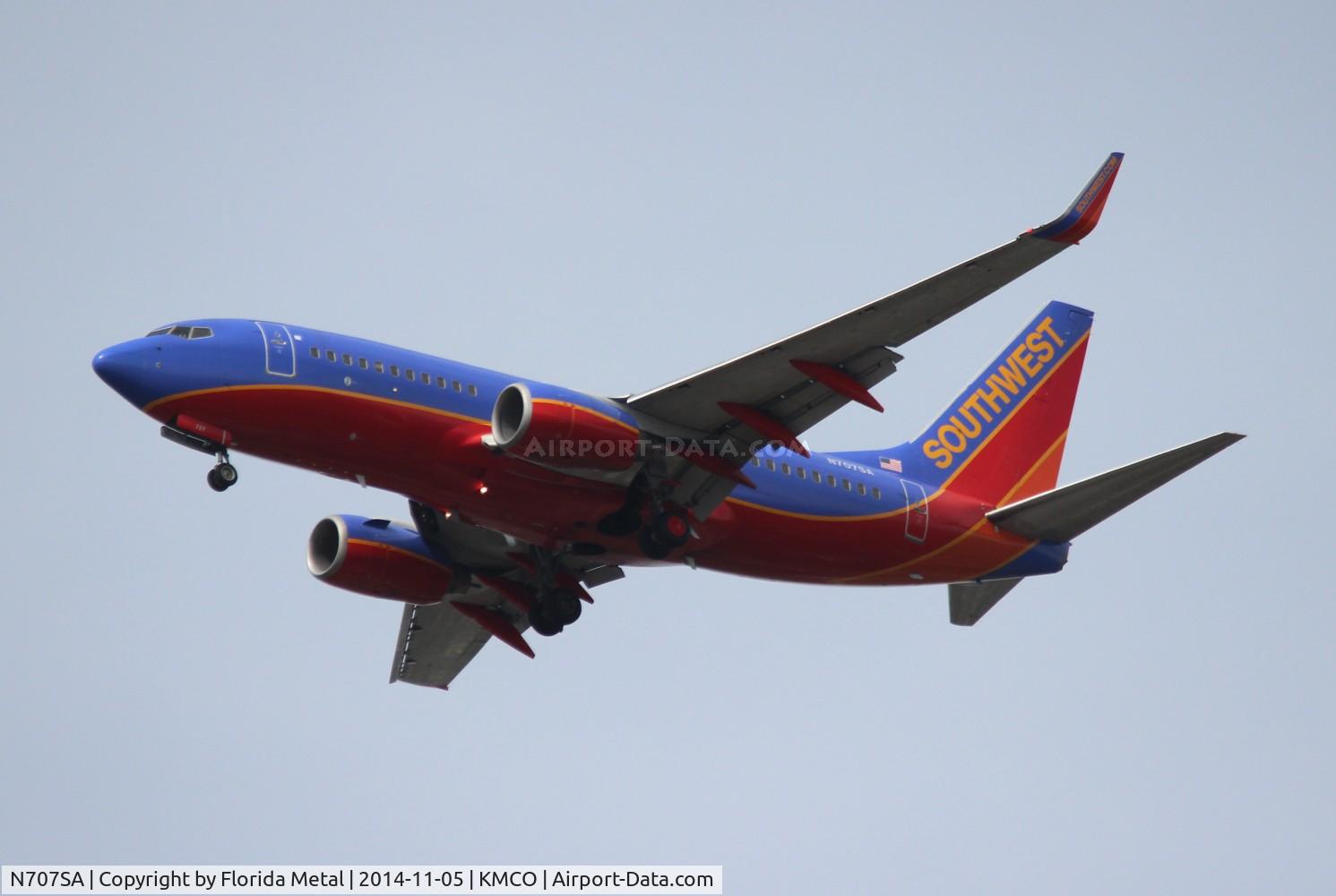 N707SA, 1997 Boeing 737-7H4 C/N 27841, MCO spotting 2014