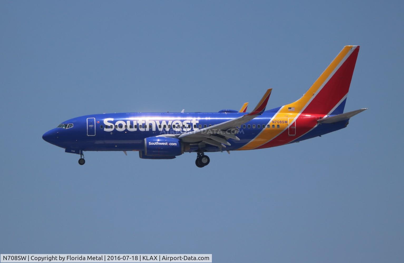 N708SW, 1998 Boeing 737-7H4 C/N 27842, LAX spotting 2016