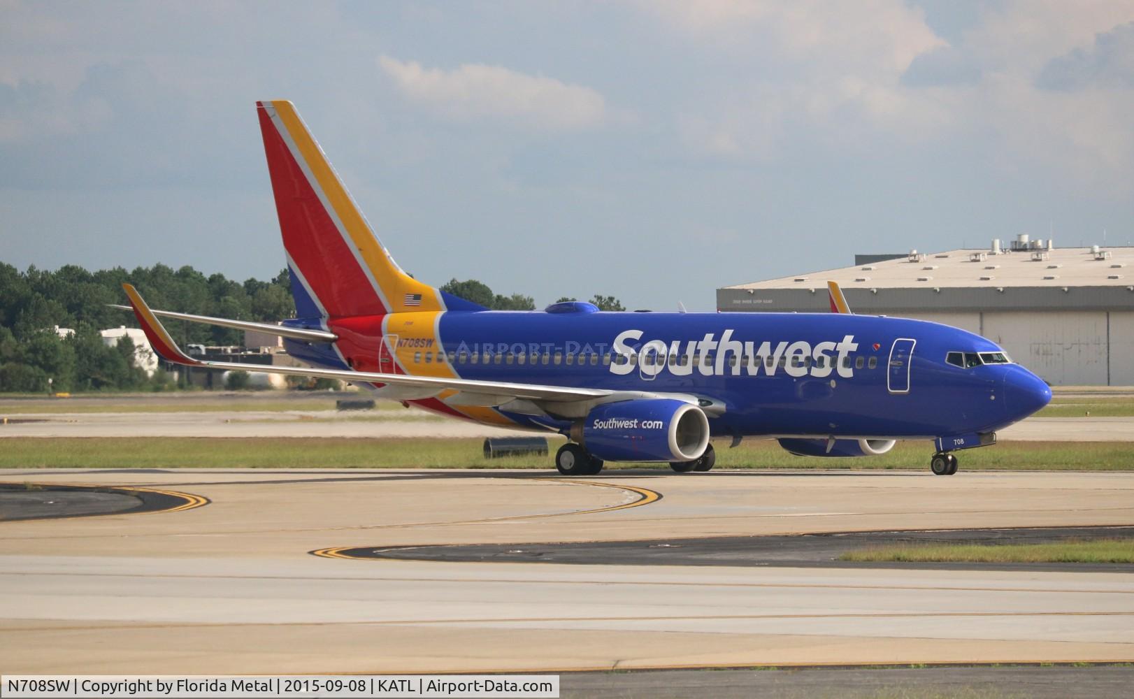 N708SW, 1998 Boeing 737-7H4 C/N 27842, ATL spotting 2015
