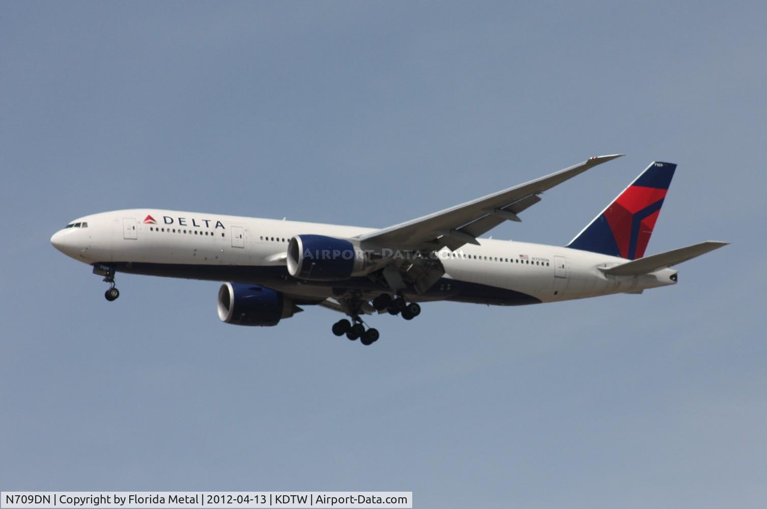 N709DN, 2010 Boeing 777-232/LR C/N 40559, DTW spotting 2012
