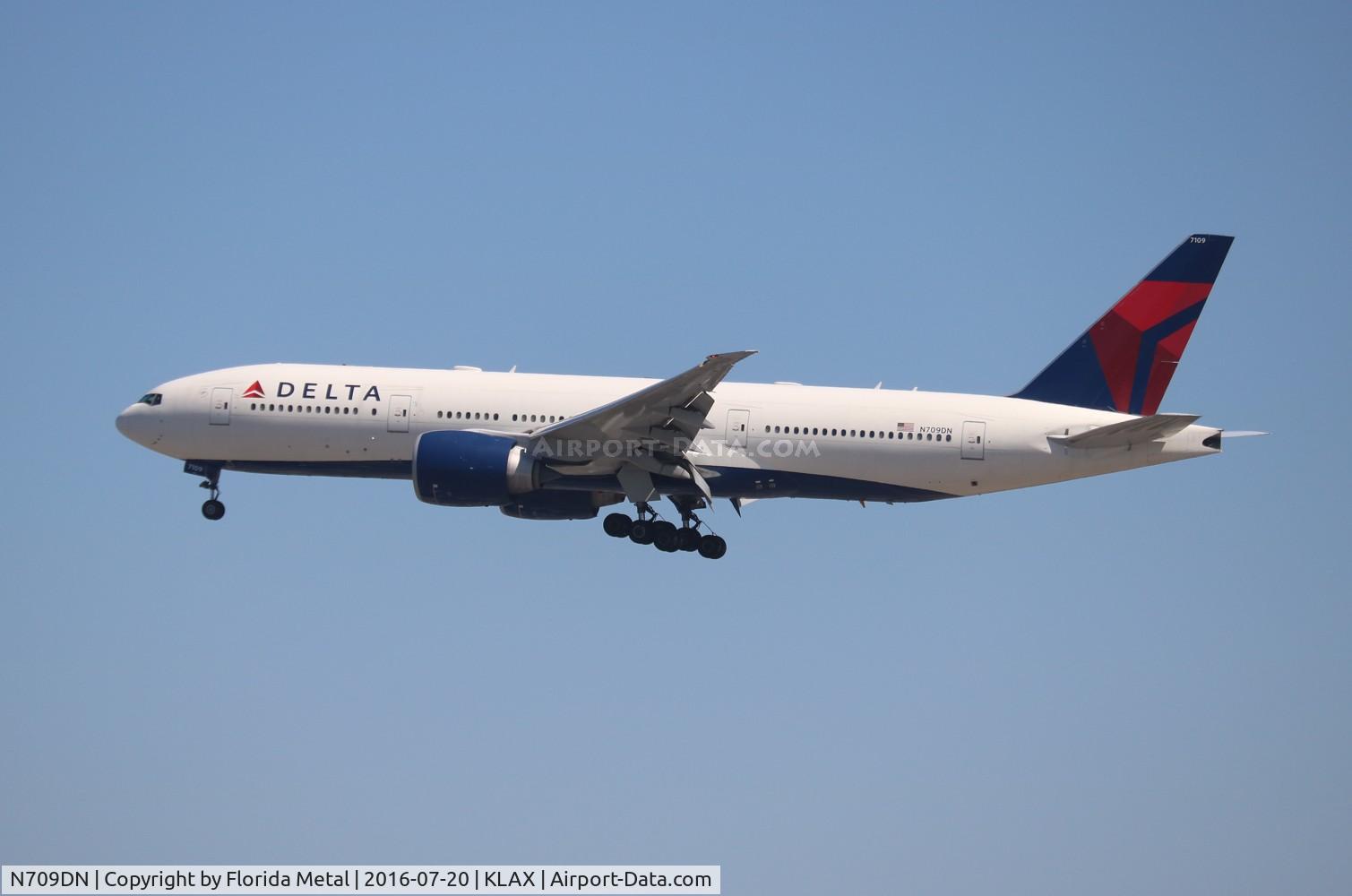N709DN, 2010 Boeing 777-232/LR C/N 40559, LAX spotting 2016